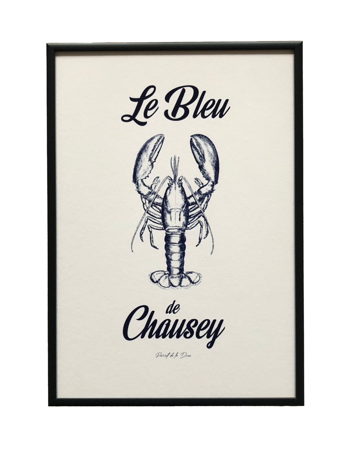 Petite affiche représentant un homard avec le texte Le Bleu de Chausey, encadrée avec une baguette aluminium bleu marine.